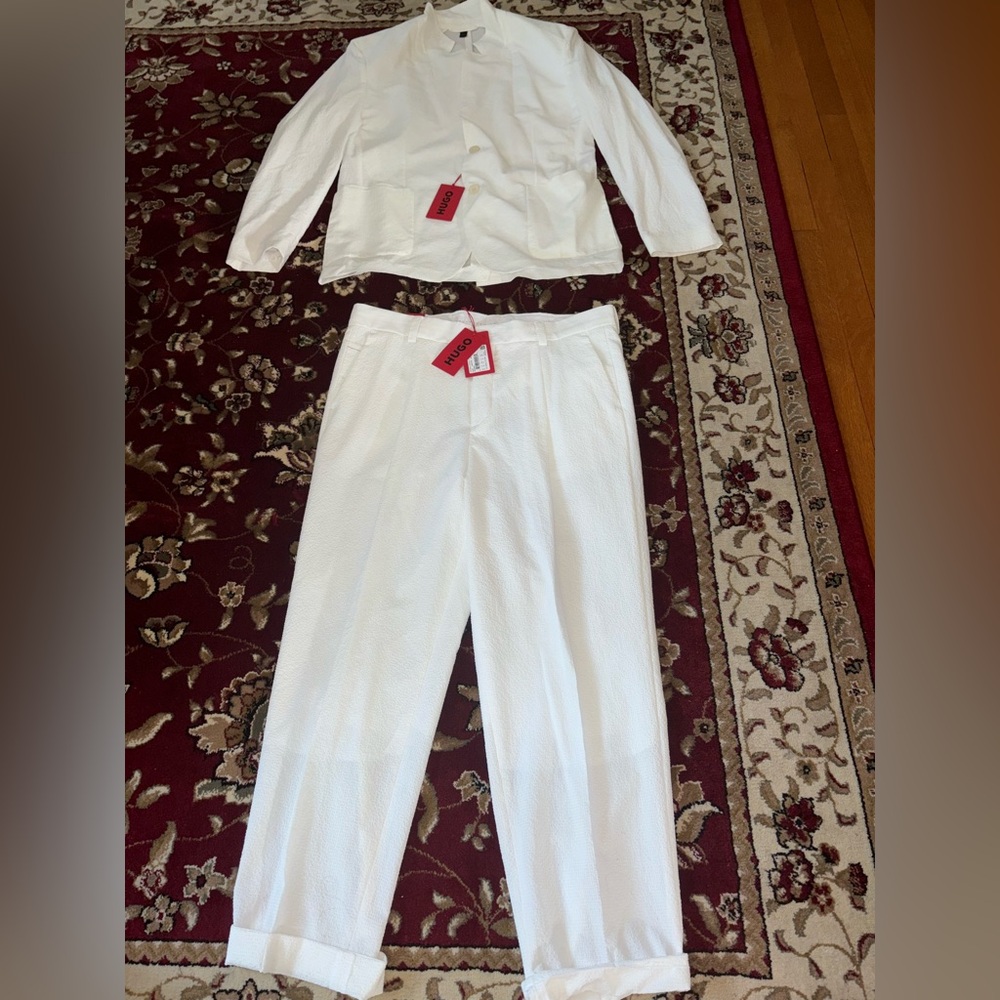 HUGO White Pantsuit Elegant Minimalist Design